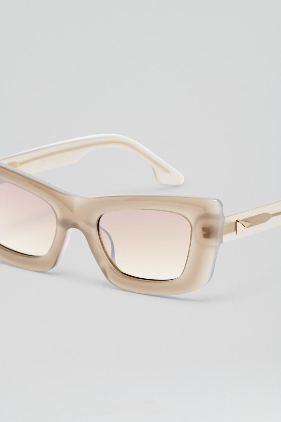 Eyewear | Women Scanlan Theodore ST ANGULAR CAT SUNGLASSES Crystal.grey